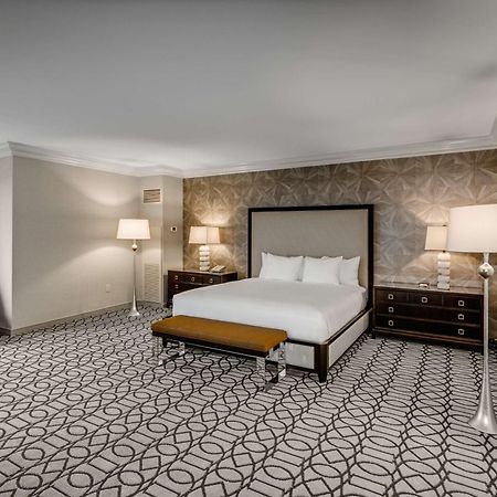Hilton Columbus At Easton Hotel Exterior photo