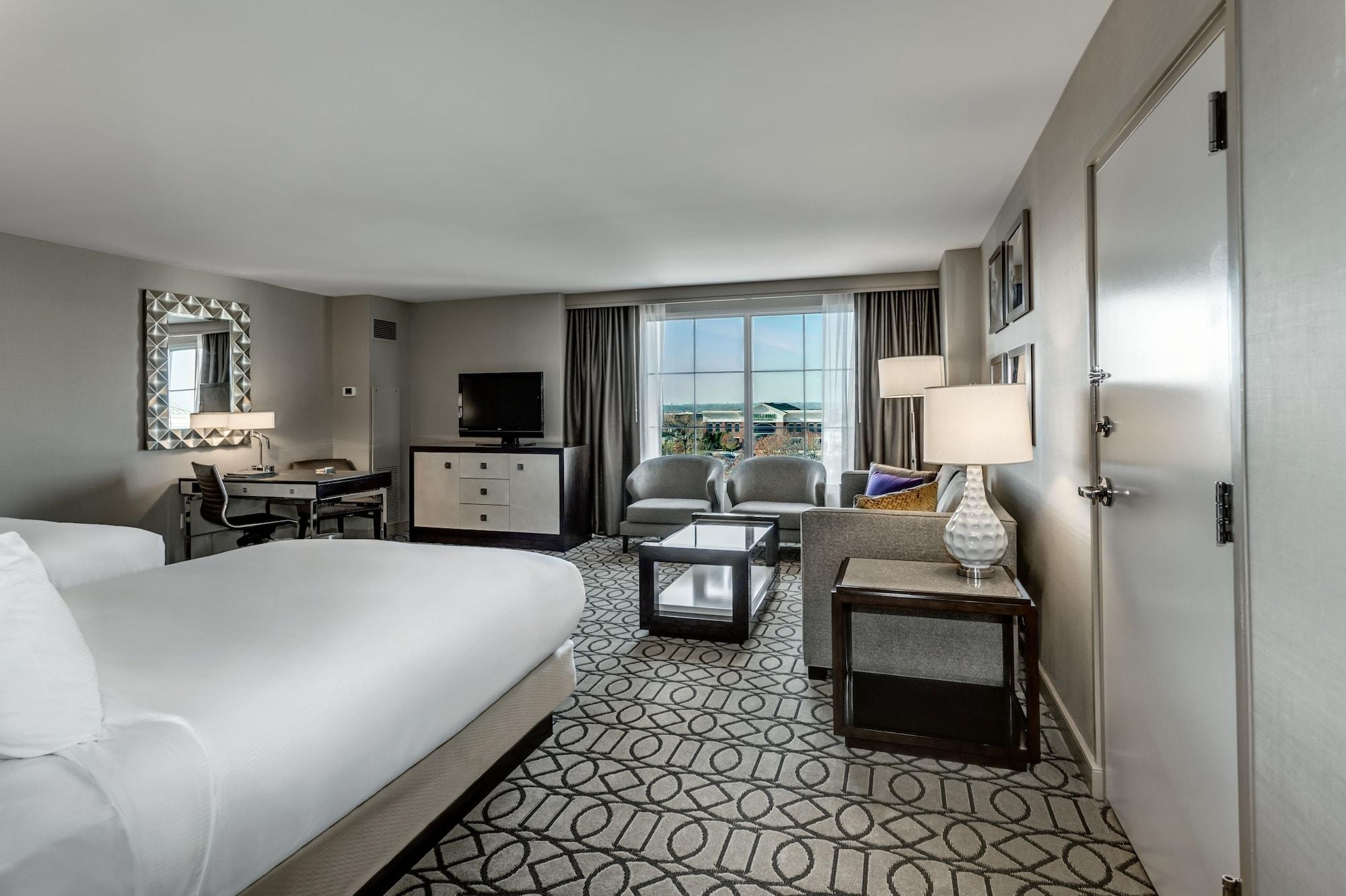 Hilton Columbus At Easton Hotel Exterior photo