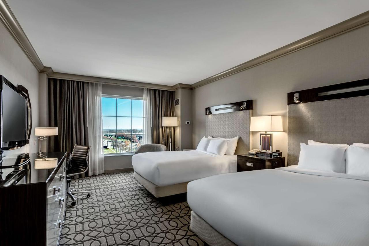 Hilton Columbus At Easton Hotel Exterior photo