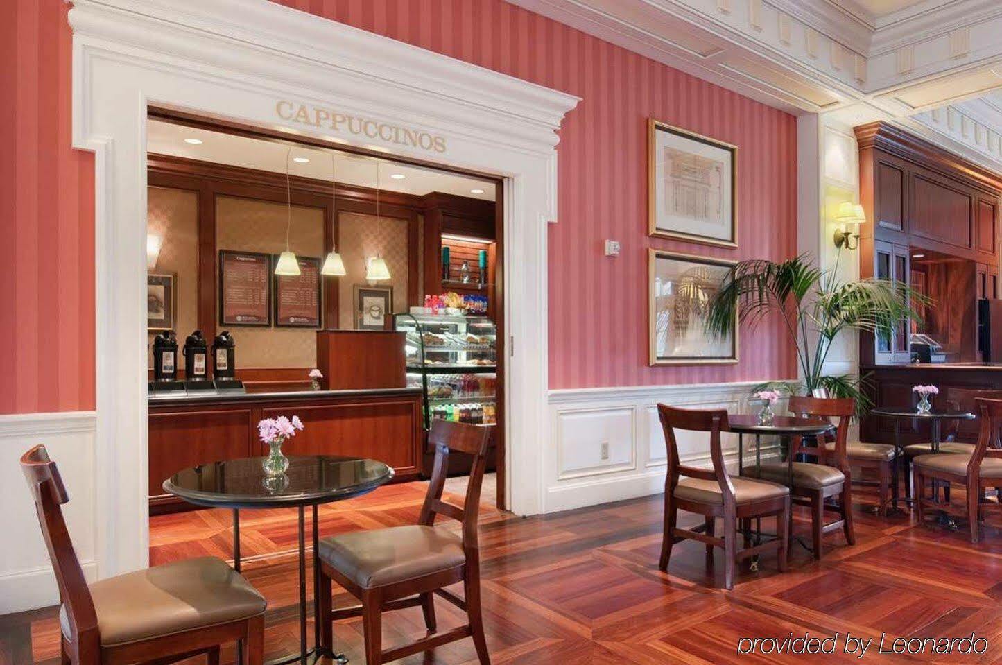 Hilton Columbus At Easton Hotel Exterior photo